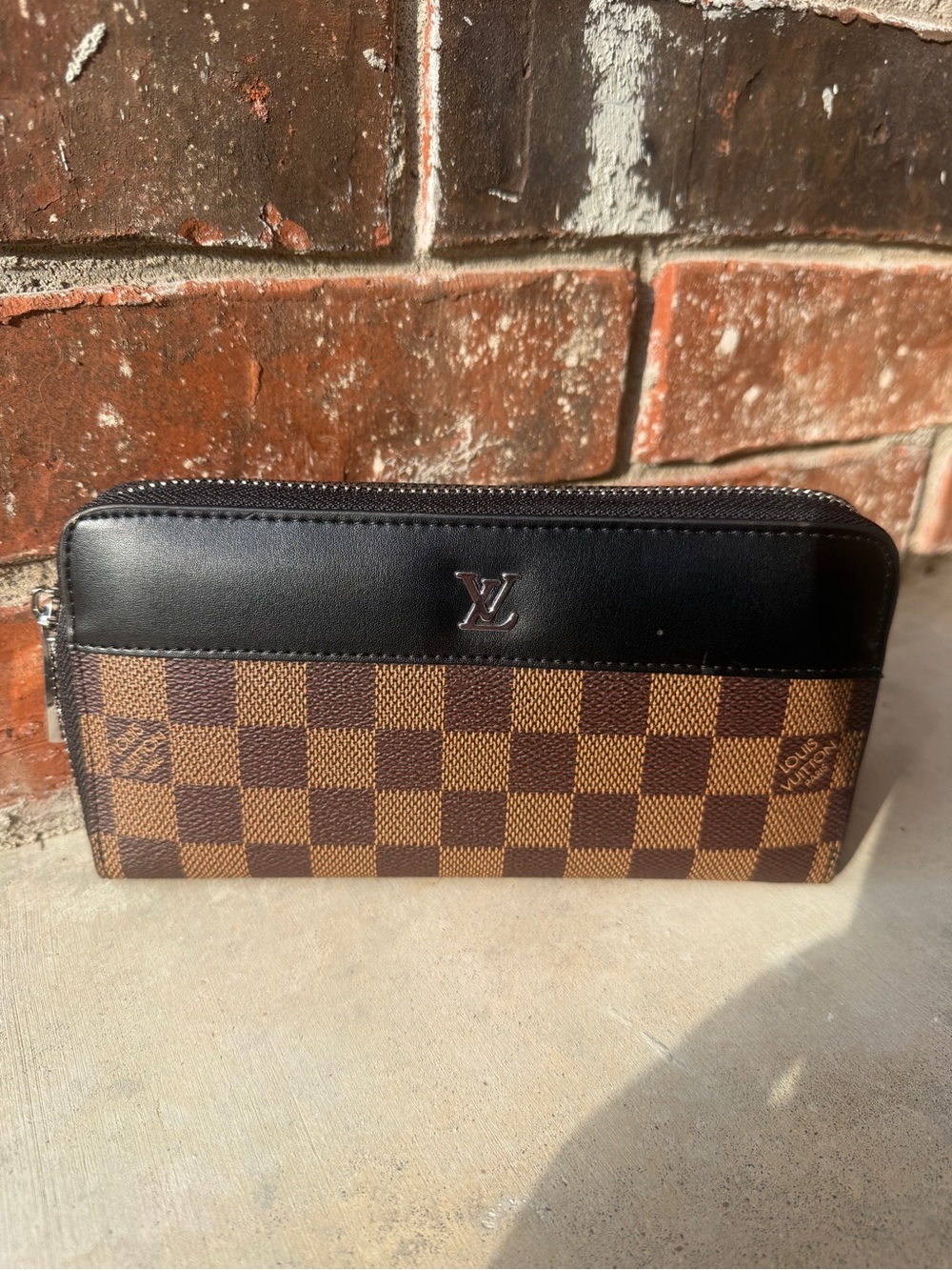 Fashion Designer Like Brown and Black Damier Zip Wallet